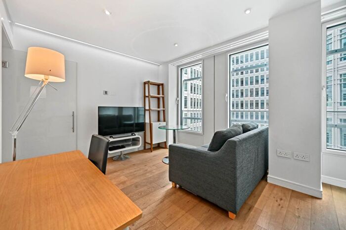 1 Bedroom Flat For Sale In Central St. Giles Piazza, Bloomsbury, London, WC2H