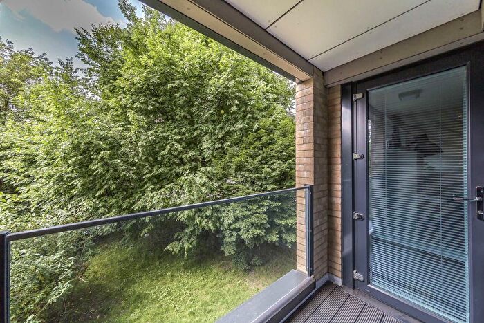 1 Bedroom Flat To Rent In Eltringham Street, Wandsworth, SW18