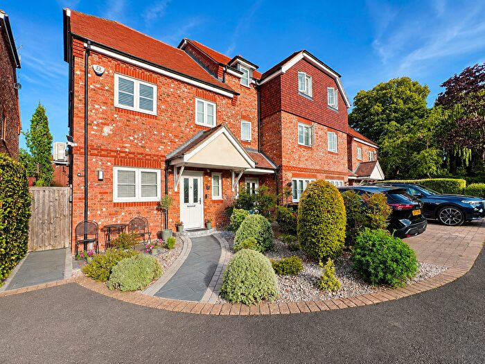 3 Bedroom Semi-detached House For Sale In Copper Horse Court, Windsor, SL4