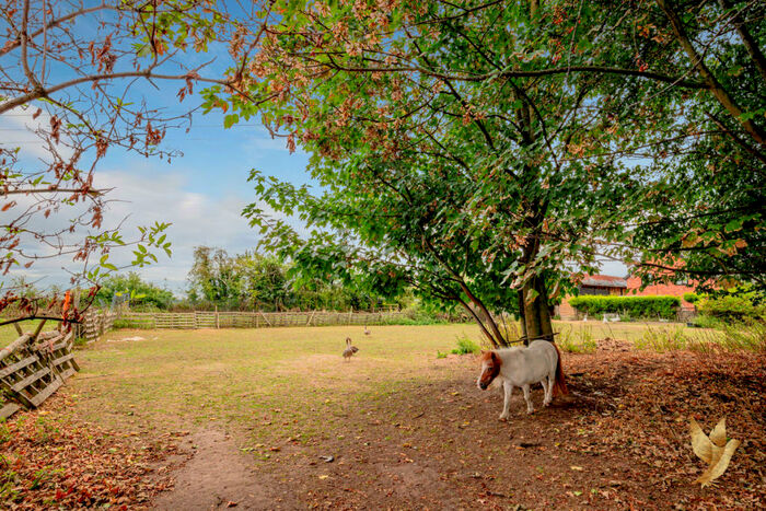 3 Bedroom Barn Conversion For Sale In Maisie's Barn, The Stables, Holly Lane Farm, Wishaw, Sutton Coldfield, B76
