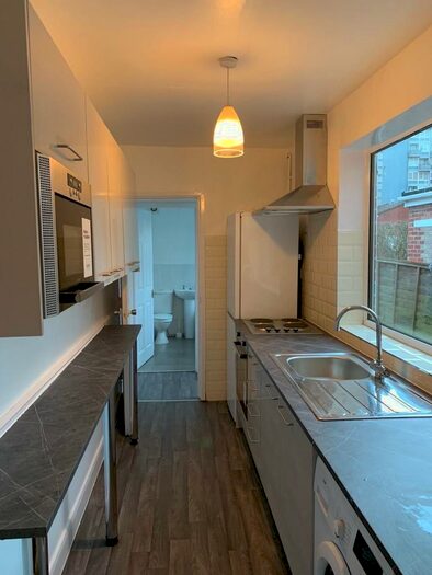 3 Bedroom Terraced House To Rent In Colchester Street, Coventry, CV1