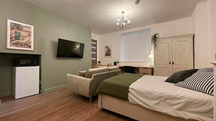 1 Bedroom Flat To Rent In Princes Avenue, Liverpool, L8