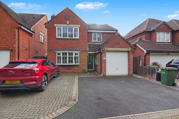 4 Bedroom Detached House For Sale In Grovefield Crescent, Balsall Common, CV7
