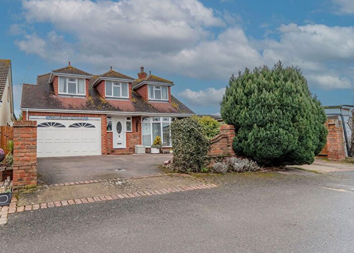 4 Bedroom Detached House For Sale In High View, St. Lawrence, Southminster, CM0