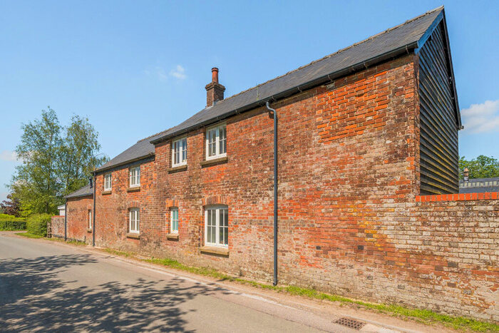 4 Bedroom Character Property For Sale In Savernake, Marlborough, SN8