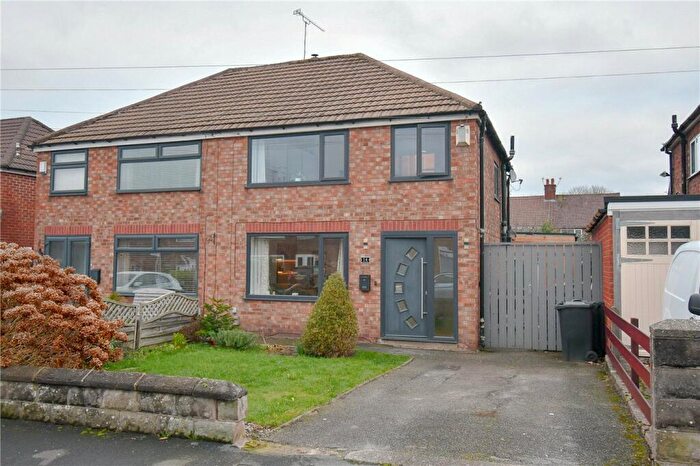 3 Bedroom Semi Detached House For Sale In Stanhope Drive, Bromborough, Wirral, CH62