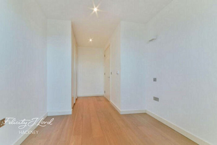 1 Bedroom Flat For Sale In Richmond Road, London, E8