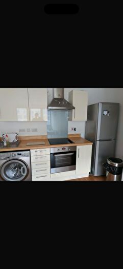 2 Bedroom Flat To Rent In Sweetman Place, Bristol, BS2