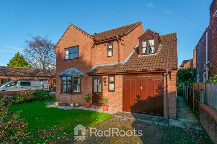 3 Bedroom Detached House For Sale In Albion Hill, Epworth, Doncaster, Lincolnshire, DN9