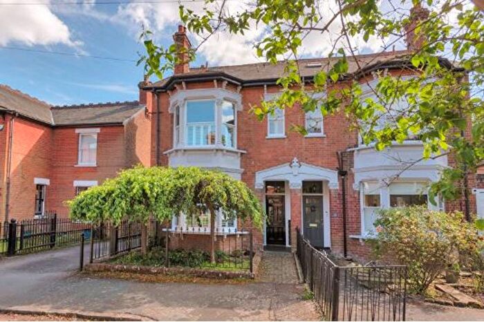 4 Bedroom Semi-Detached House To Rent In Ashburnham Road, Tonbridge, TN10