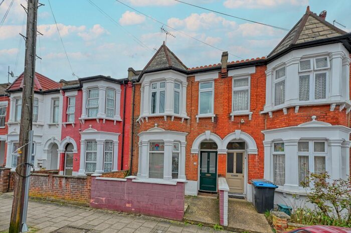 1 Bedroom Flat For Sale In Howard Road, London, NW2