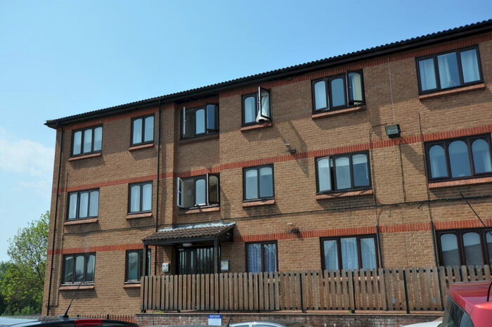 1 Bedroom Apartment To Rent In St. Peters Court, Northampton, NN1