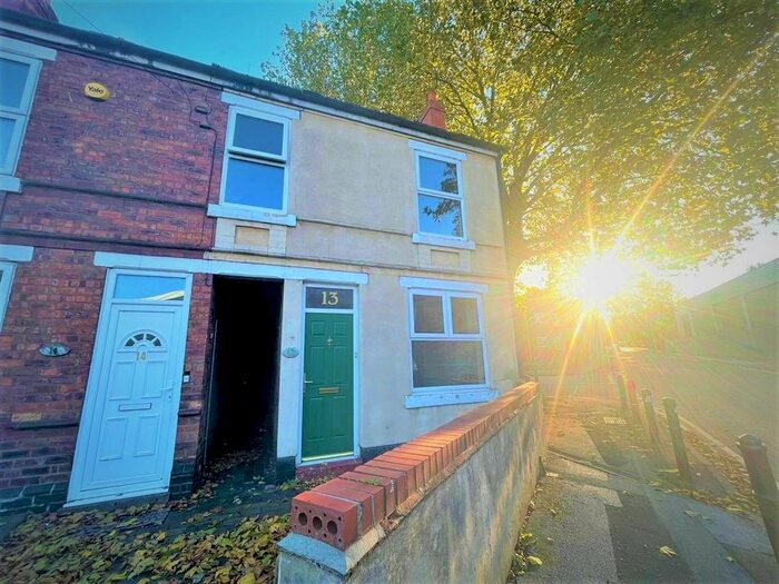 3 Bedroom Semi-Detached House To Rent In Station Street, Darlaston, Wednesbury, WS10