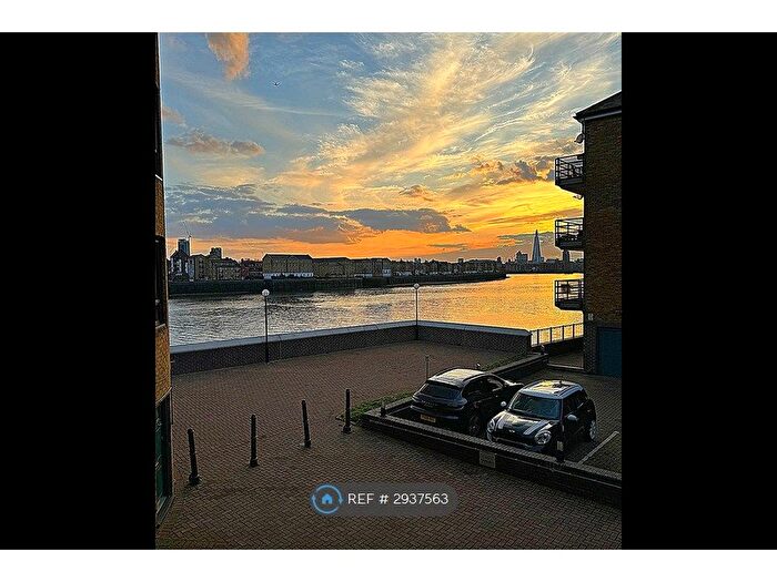 1 Bedroom Flat To Rent In Narrow Street, Limehouse, E14