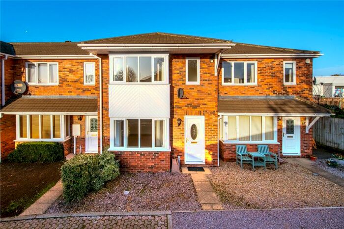 3 Bedroom Terraced House For Sale In Castle Close, Spalding, PE11