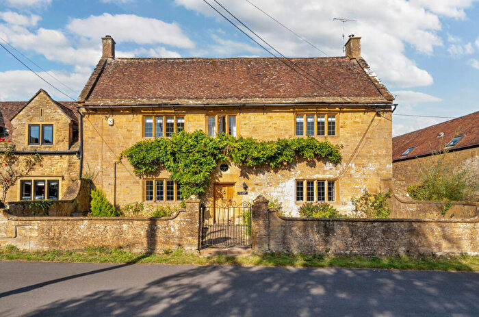 5 Bedroom Semi-Detached House For Sale In Vicarage Street, Tintinhull, Yeovil, Somerset, BA22