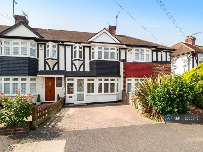 3 Bedroom Terraced House To Rent In Kingsbridge Road, Morden, SM4