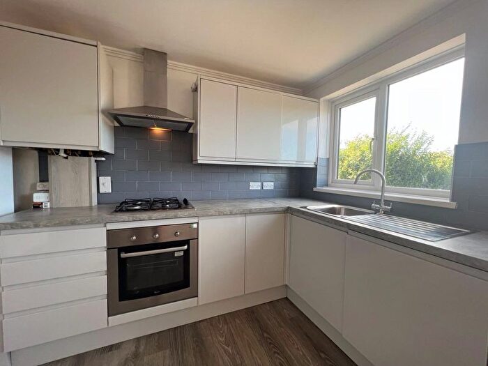 4 Bedroom Semi-Detached House To Rent In Wolseley Road, Brighton, BN1