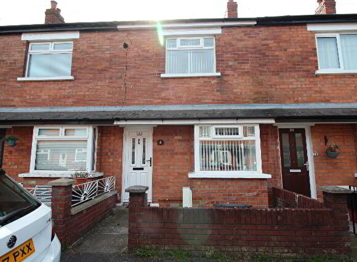 2 Bedroom Mid Terraced House To Rent In Bloomfield Crescent, Belfast, BT5