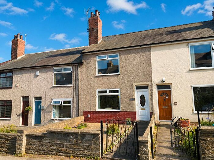 2 Bedroom Terraced House For Sale In Fourlands Road, Idle, Bradford, BD10