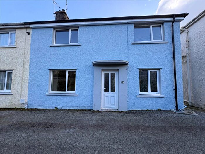 3 Bedroom End Of Terrace House To Rent In Heol Y Felin, Goodwick, Pembrokeshire, SA64