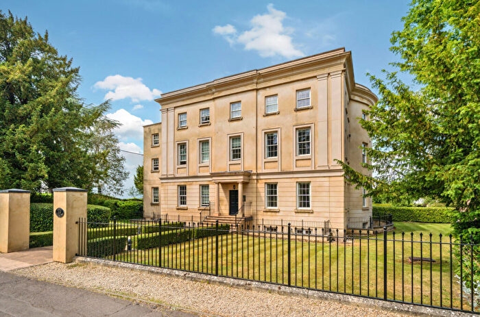 3 Bedroom Duplex For Sale In The Park, Cheltenham, Gloucestershire, GL50