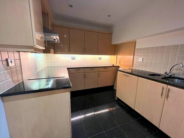 2 Bedroom Flat To Rent In Sydney Road, London, EN2