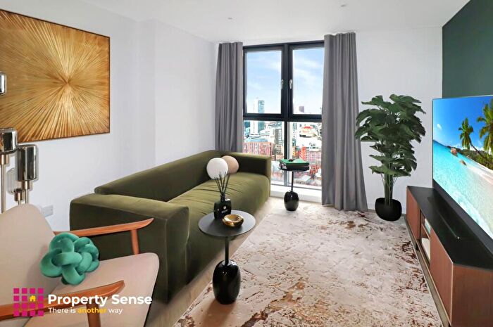 2 Bedroom Apartment To Rent In Swan Street House, Manchester, M4