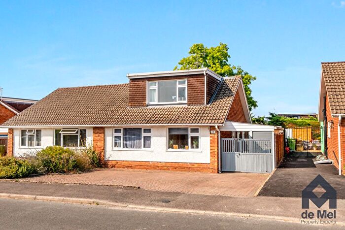 4 Bedroom Semi-Detached House For Sale In Selborne Road, Bishops Cleeve, Cheltenham, GL52