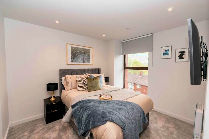 1 Bedroom Apartment To Rent In Parliament Square Crump St, Liverpool, Merseyside, L1