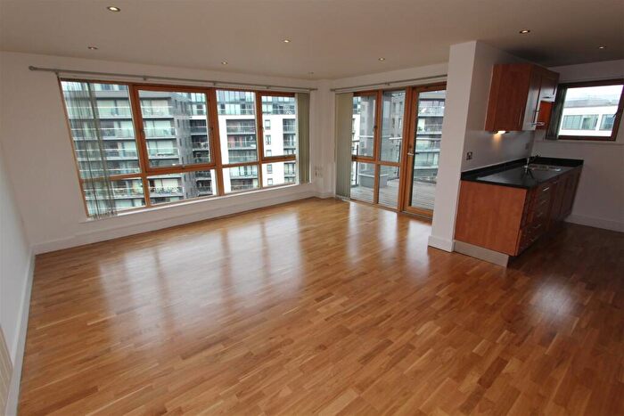 2 Bedroom Flat To Rent In Crozier House, Leeds Dock, LS10