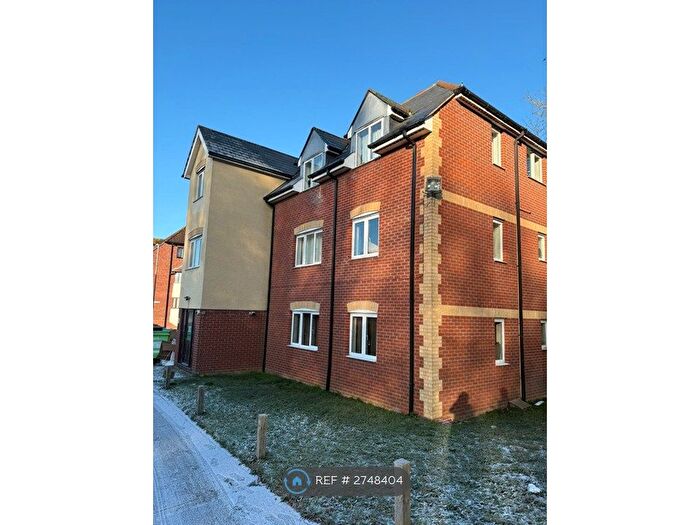 2 Bedroom Flat To Rent In Megs Way, Braintree, CM7