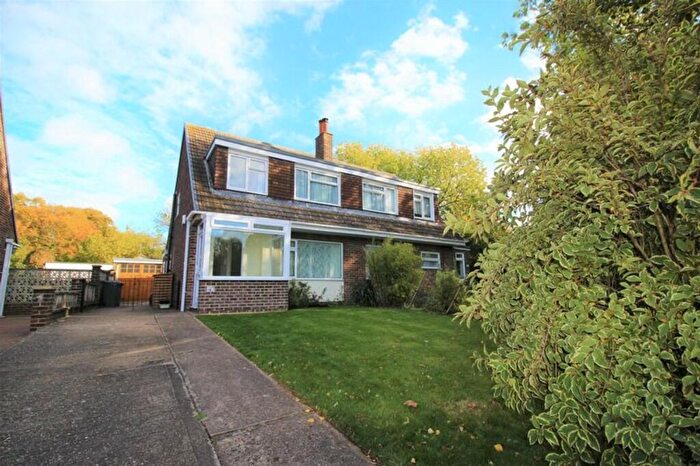 3 Bedroom Semi-Detached House To Rent In Bladon Road, Ruddington, NG11