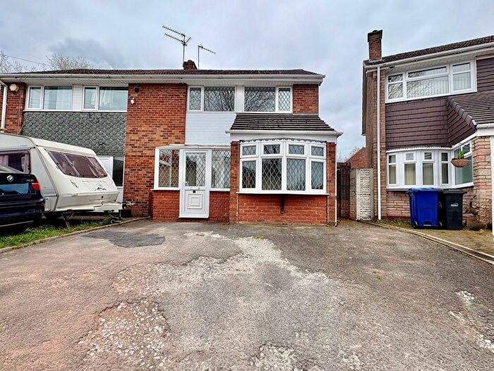 4 Bedroom Semi Detached House To Rent In Addison Road, Brierley Hill, DY5