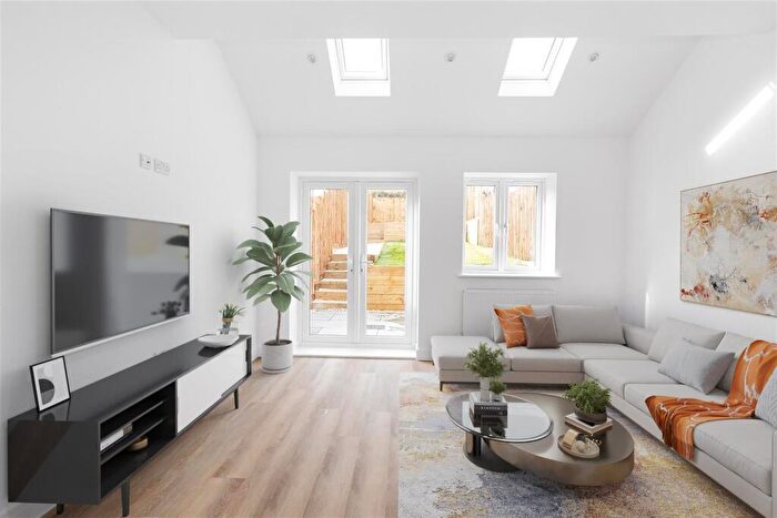 3 Bedroom Semi Detached House To Rent In Chipstead Valley Road, Coulsdon, CR5