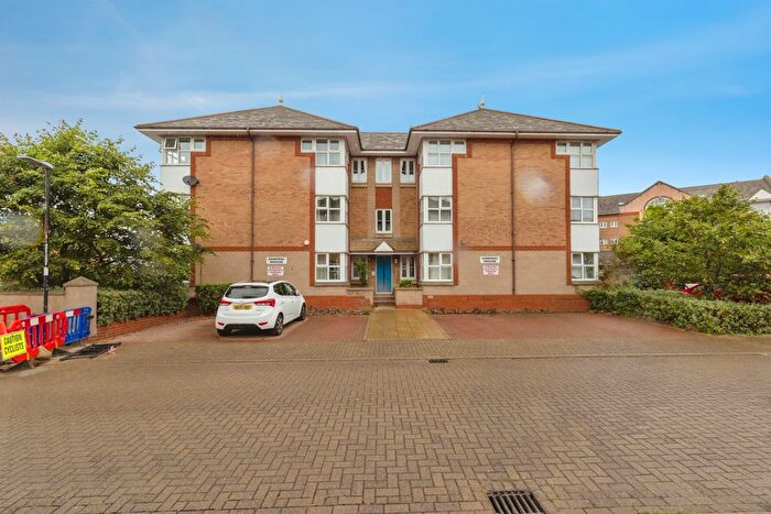 2 Bedroom Flat For Sale In Admiral Way, Hartlepool, TS24