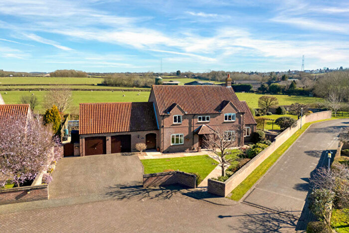 6 Bedroom Detached House For Sale In The Poplars, Plumtree, NG12