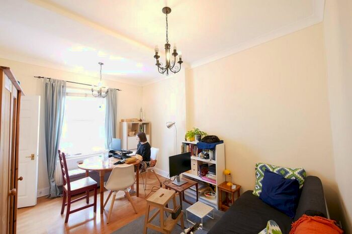 1 Bedroom Apartment To Rent In Rectory Road, Stoke Newington, N16
