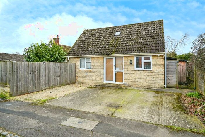 2 Bedroom Bungalow For Sale In Westlands Avenue, Weston-On-The-Green, Bicester, OX25