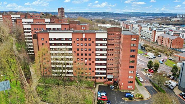 2 Bedroom Flat To Rent In Melbourne Court, Gateshead, NE8