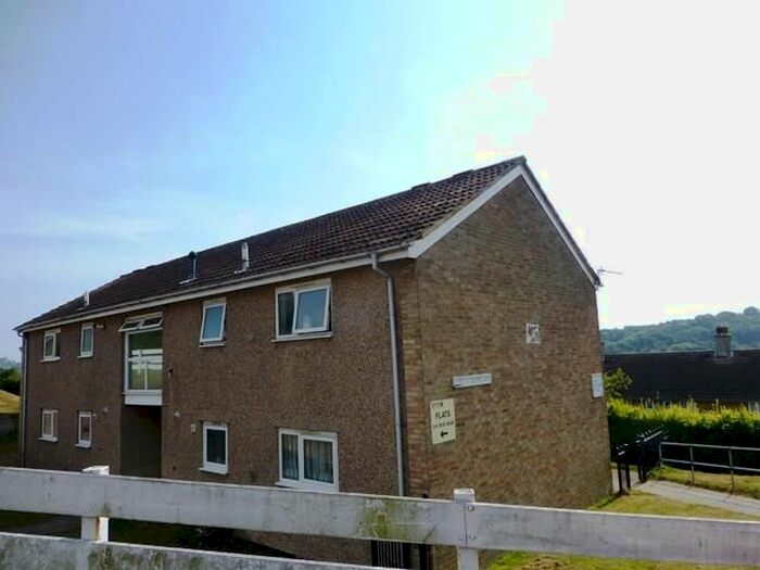 1 Bedroom Flat To Rent In Squires Way, Dover, CT16