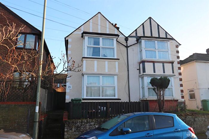 2 Bedroom Semi Detached House For Sale In Lower Road, Orpington, BR5