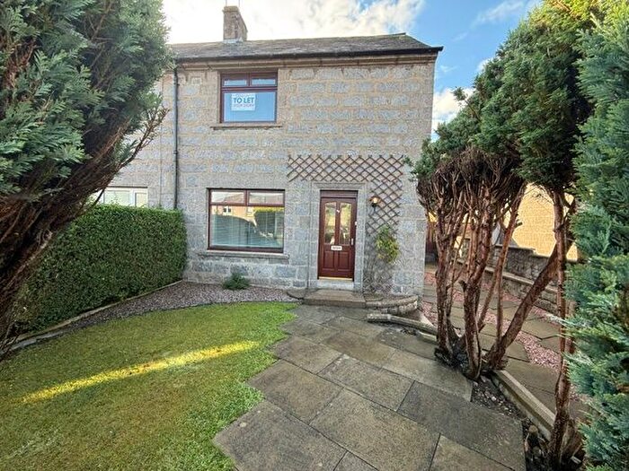 3 Bedroom Semi-Detached House To Rent In Tollohill Crescent, Aberdeen, AB12