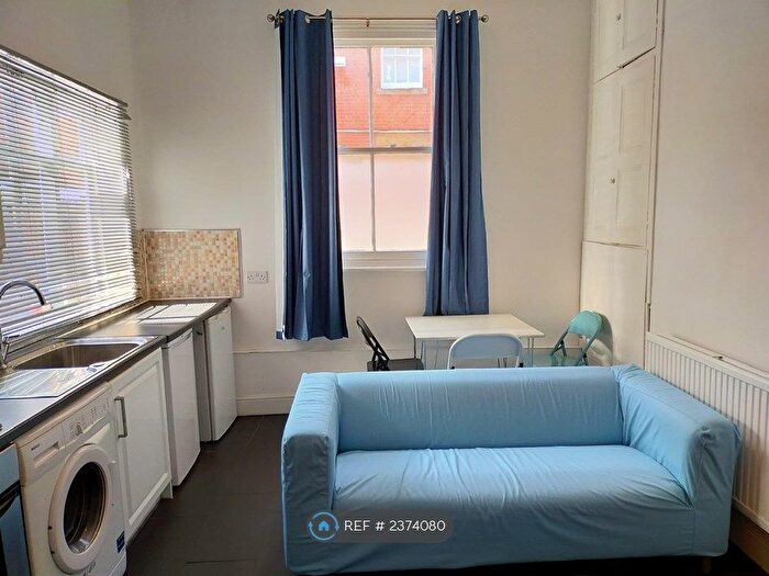 3 Bedroom End Of Terrace House To Rent In Newtown Street, Leicester, LE1