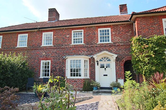 4 Bedroom Terraced House For Sale In Highfield, Southampton, SO17