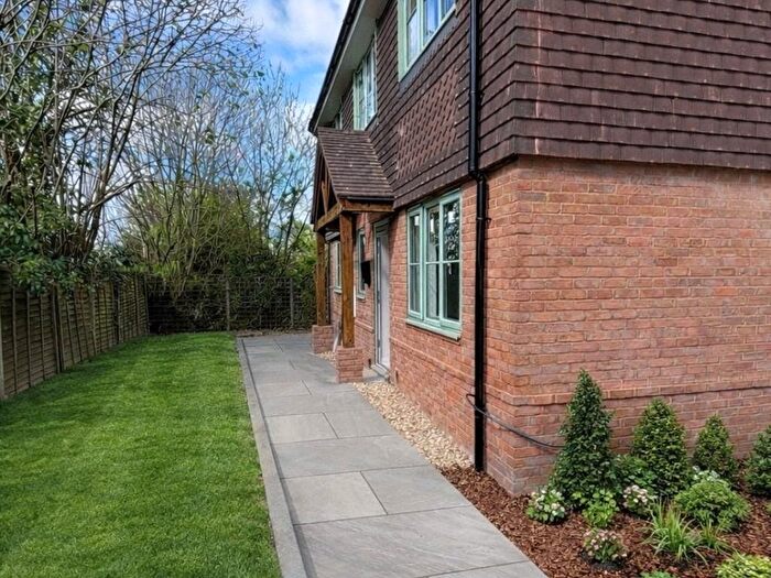 3 Bedroom Detached House For Sale In Chilworth, Guildford, Surrey, GU4