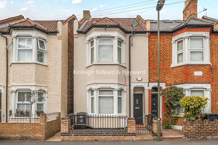 3 Bedroom Semi-Detached House For Sale In Ridley Road, Bromley, Kent, BR2