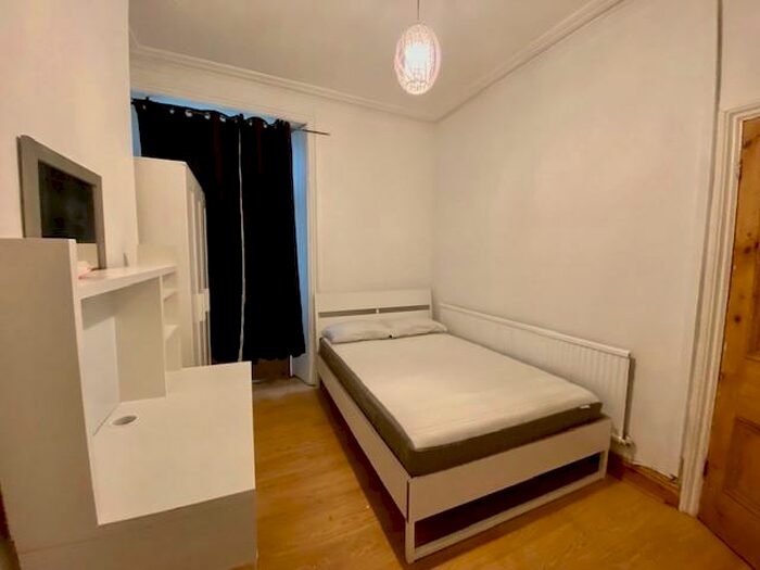 1 Bedroom House To Rent In Lochaber Street, Cardiff, CF24