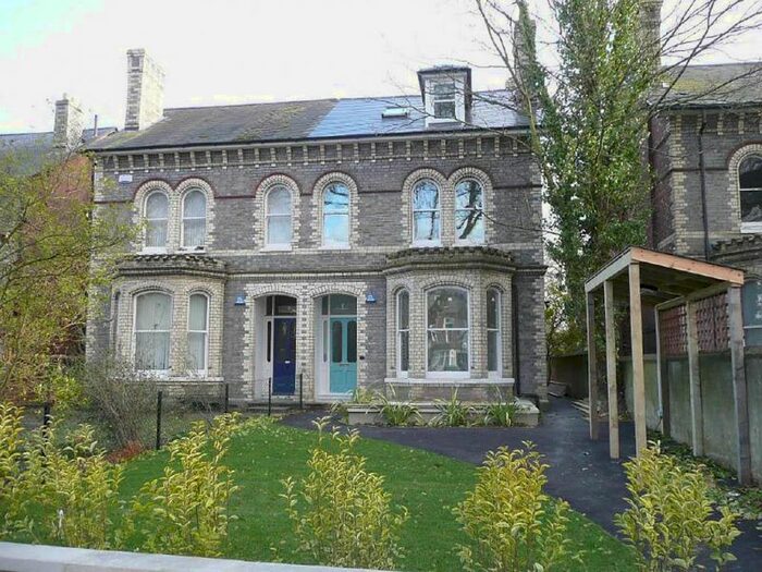 Studio To Rent In London Road, Reading, RG1