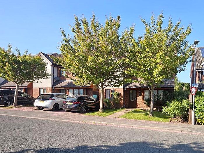 4 Bedroom Detached House To Rent In Fair Ridge, High Wycombe, HP11